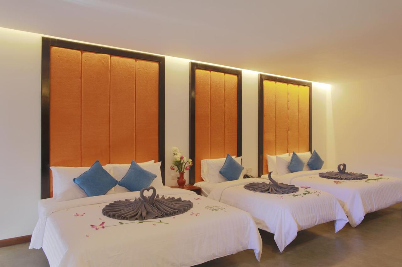 Central Corner Suite Сиемрип Экстерьер фото